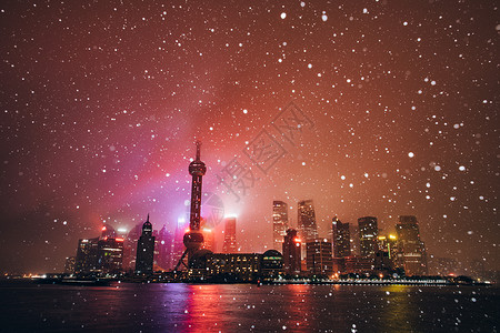 小雪时节城堡雪夜里的上海背景