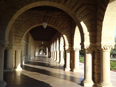 西部教育美国西部行斯坦福大学背景