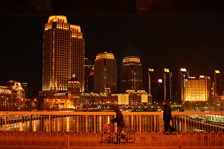 天津金钢桥夜景图片