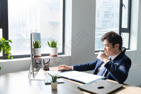 商务男士办公室喝咖啡图片