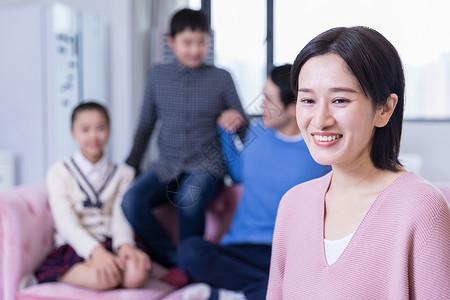 幸福家庭妈妈形象图片