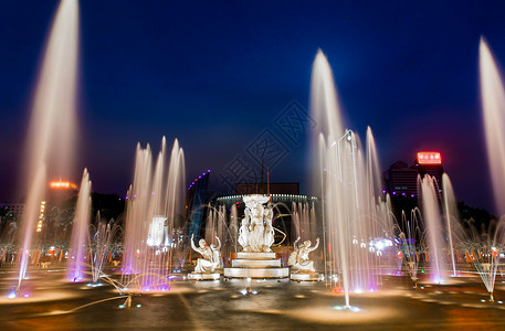 乌塔康福州广场喷泉背景