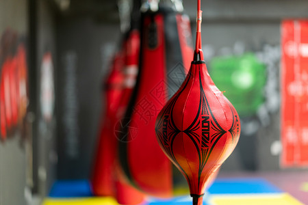 拳击沙袋武术拳击素材高清图片