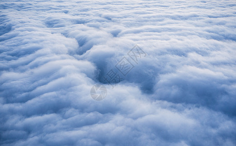 峨眉山云彩背景图片