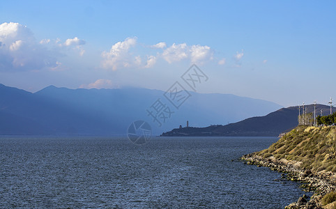 大理洱海海岸线风景图片