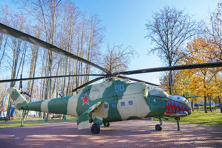 军用直升机白俄罗斯直升机【媒体用图】（仅限媒体用图使用，不可用于商业用途）背景