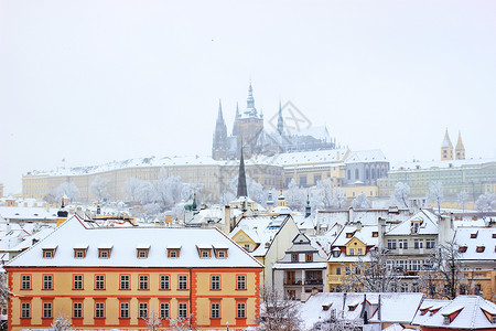 城堡雪布拉格古城雪景背景