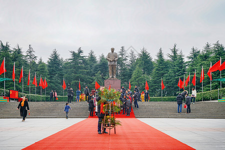 韶山铜像毛泽东广场背景