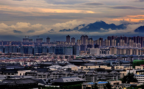 秀丽古城西安鳞次栉比的高楼背景