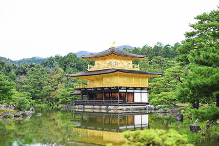 黑龙江金山岭鹿苑日本京都金阁寺背景