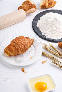 法式牛角面包背景图片
