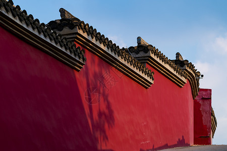红墙青瓦的江西庐山寺庙背景