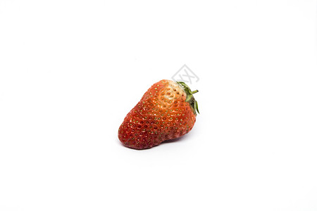 白底草莓背景图片