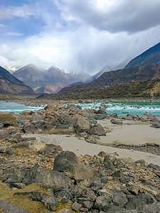 西藏林芝当地风光图片