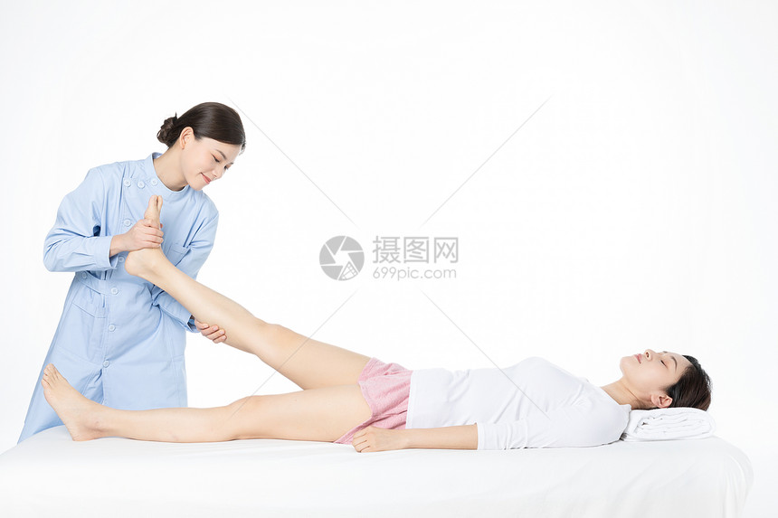 女性腿部按摩图片