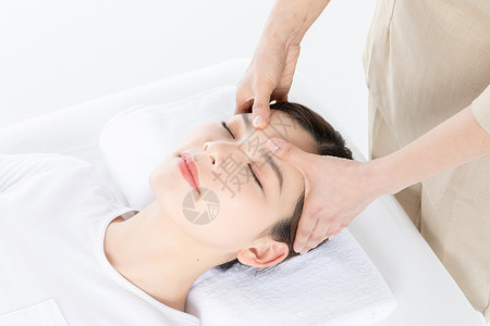 女性脸部护理背景图片
