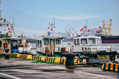 台湾高雄港停泊的船只背景