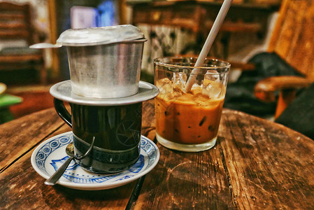 咖啡饮品名片越南特色滴漏咖啡背景