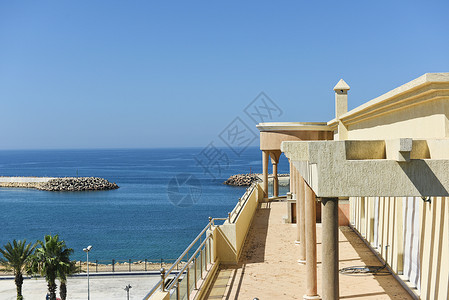 高层海景房背景摩洛哥丹吉尔海边民宿背景