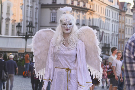 布拉格广场布拉格旅游白色服装高清图片