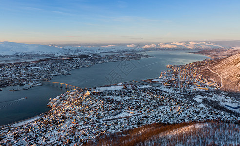 北极圈著名旅游城市挪威特罗姆瑟风光高清图片