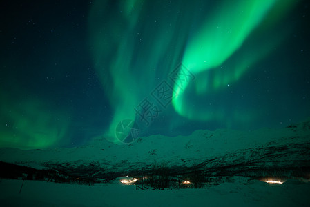 挪威旅游美丽的北极光背景
