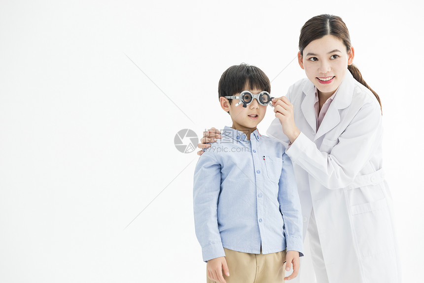 儿童视力检查图片