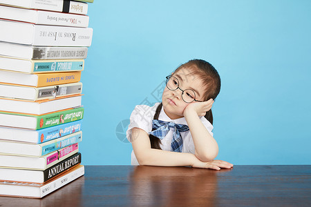 读书欧美小孩小学生学习教育背景