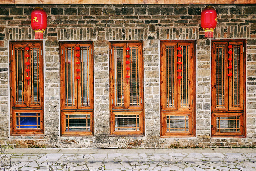 传统民居新年的木质窗格装饰图片