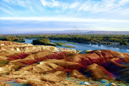 额尔齐斯新疆河畔景区丹霞地貌背景
