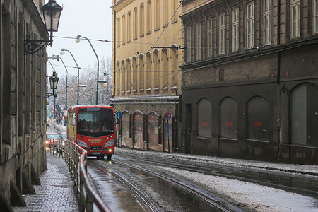 冬日布拉格城市交通图片