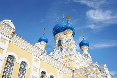 白圆葱白俄罗斯布列斯特东正教教堂背景
