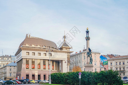 乌克兰利沃夫古典建筑高清图片