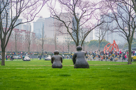上海静安雕塑公园春季赏花背景图片