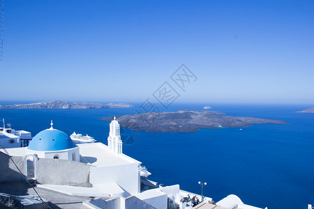 地中海的希腊圣托里尼蓝顶教堂背景