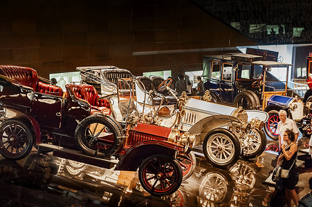 德国汽车汽车博物馆老爷车展品背景
