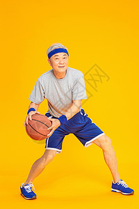 老人运动篮球图片