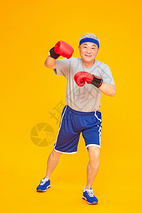 老人运动拳击图片