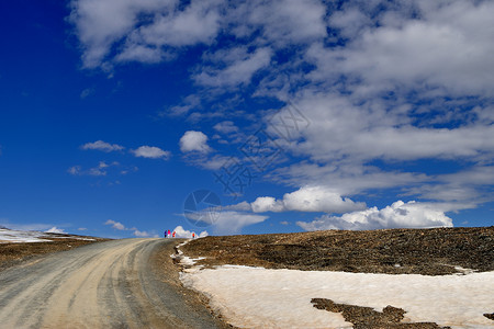 自然风光卓尔山土路面高清图片