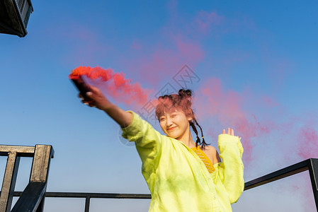 开心的日子色彩活力美女背景