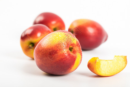 水果油桃三个水果高清图片