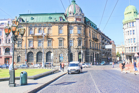 乌克兰利沃夫城市交通高清图片