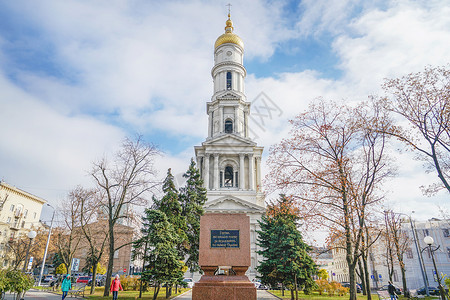 乌克兰哈尔科夫彩色公园乌克兰东正教教堂背景