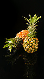 香水菠萝背景图片