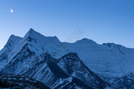 高冰川尼泊尔ebc雪山背景