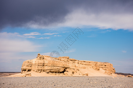 各种形态的云雅丹风景地貌隔壁背景