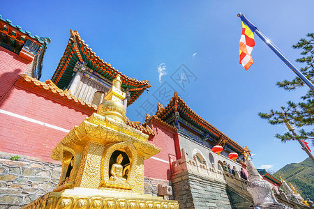 五台山旅游五台山显通寺背景