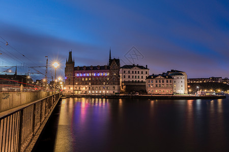 斯德哥尔摩老城夜景背景图片