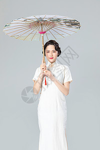 旗袍女性纸伞图片