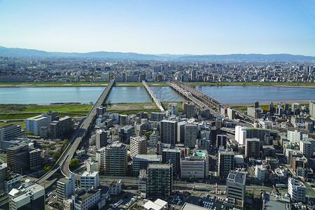 日本大阪梅田空中庭园及周围背景图片